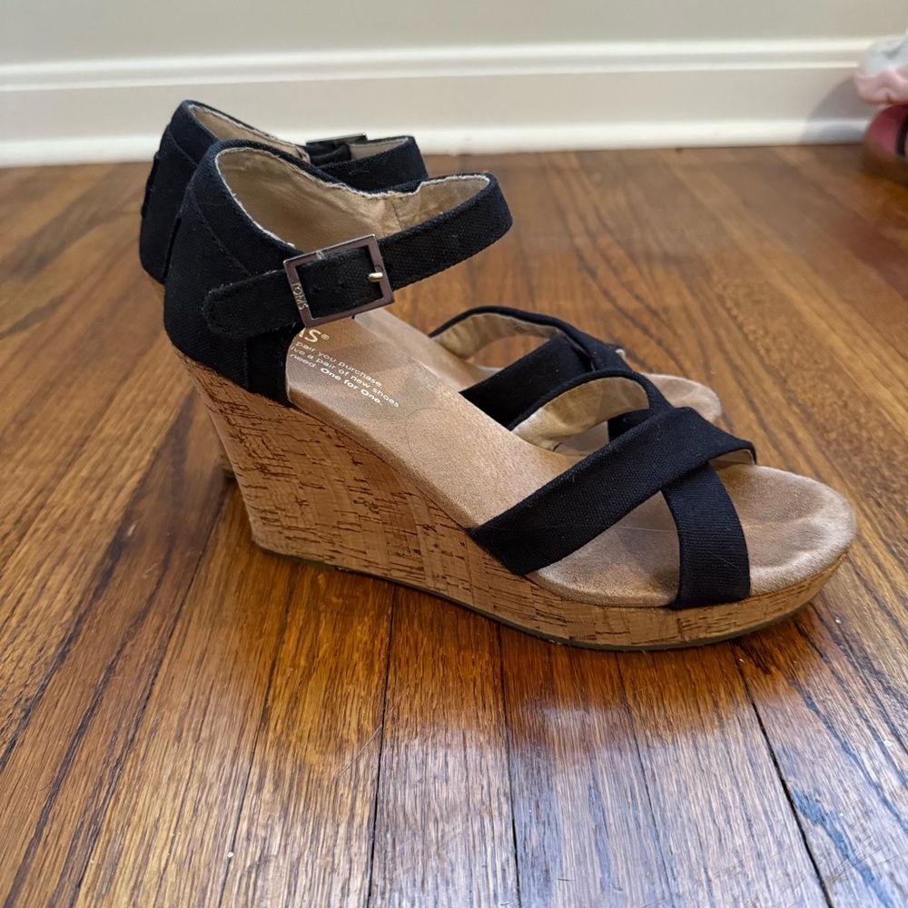 Toms Clarissa Wedge - Picture 2 of 7